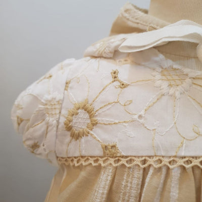 JESUSIN BEBE CON CAPOTA FAMILIA ESTRELLA