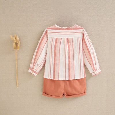 CONJUNTO DE BEBÉ NIÑO EN RAYAS TONOS CORALES