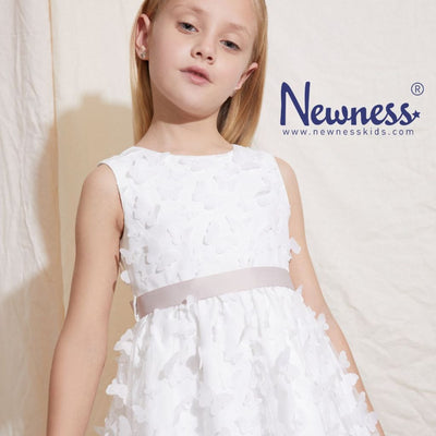 VESTIDO DE NIÑA EN TEJIDO DE TULL CON MARIPOSAS 3D