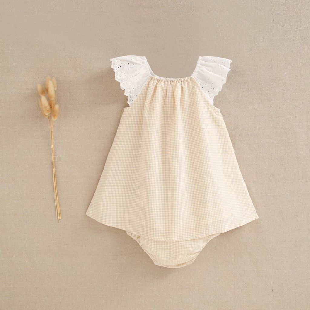 VESTIDO DE BEBÉ NIÑA CON BRAGUITA EN VICHY VAINILLA