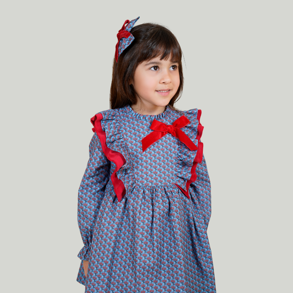 VESTIDO AZUL CON FLORES BLANCAS Y ROJAS PARA NIÑA