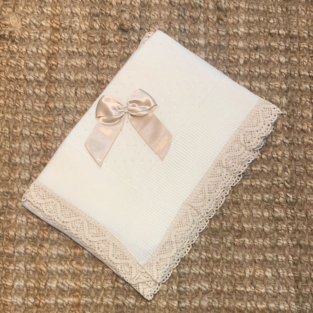 TOQUILLA PUNTILLA PERLA CAMEL