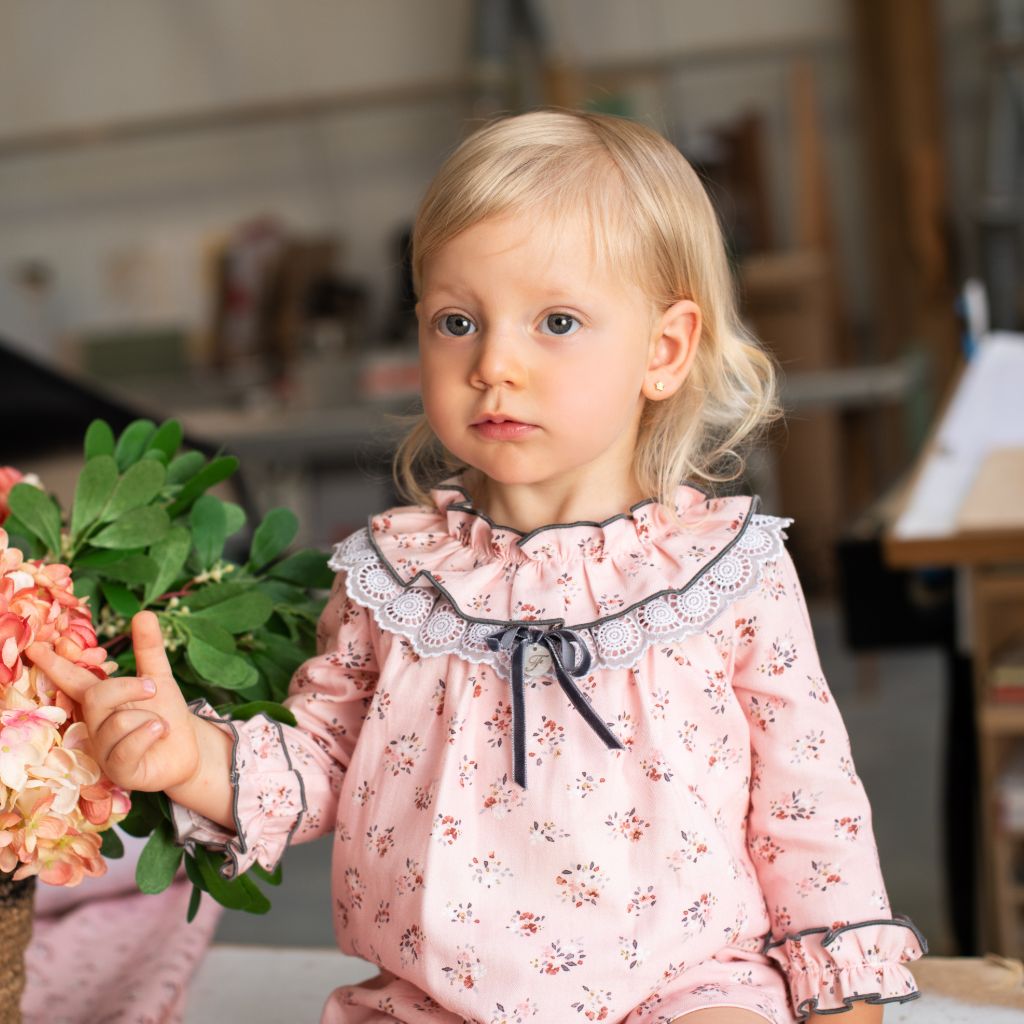 VESTIDO NIÑA ESTAMPADO FLORAL - Menta Moda Infantil